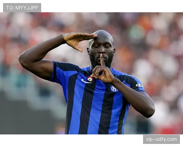 卢卡库与凯恩：禁区支点到空间穿插，现代中锋终结模式的重心转移